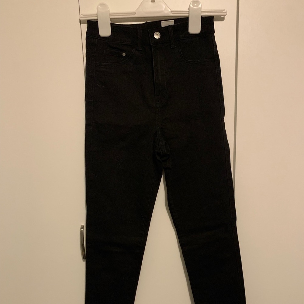 H&M Black Jeans